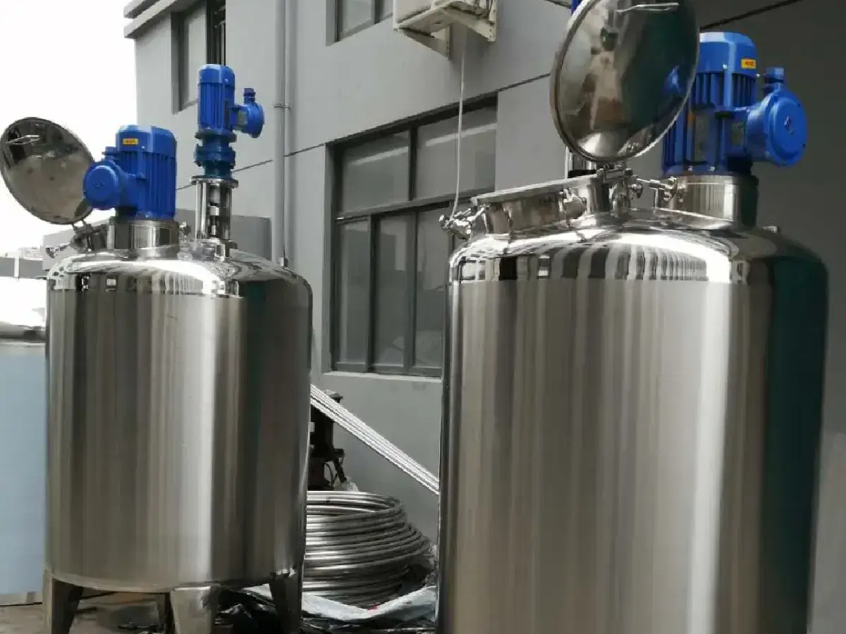 Stainless steel pharmaceutical processing and mixing vessel by ShababTec