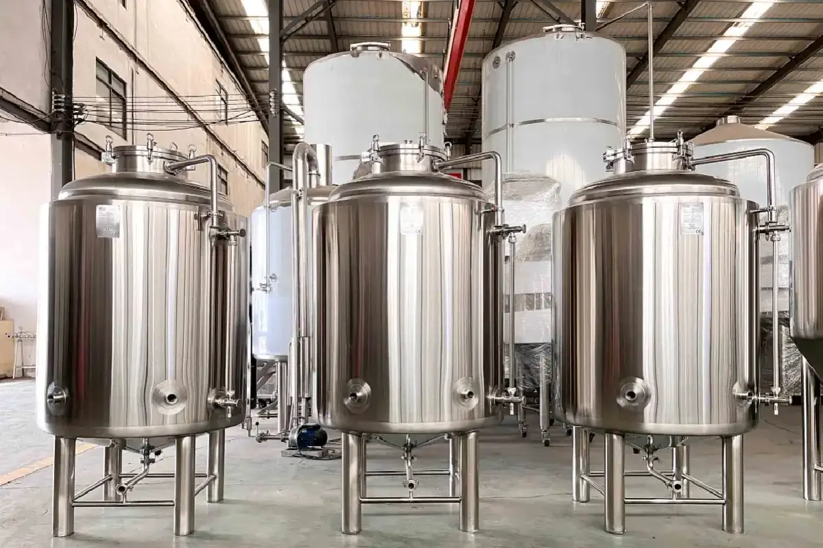 Pharmaceutical stainless steel equipment fabrication workshop